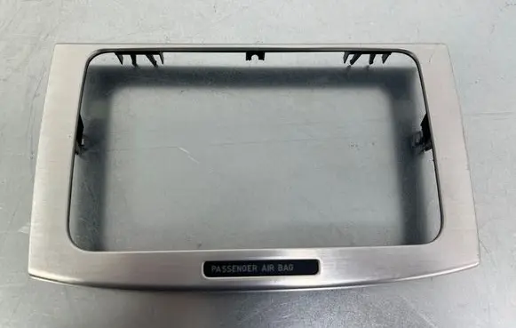 Volkswagen PASSAT B6 Radio/GPS head unit trim 3C0858069P