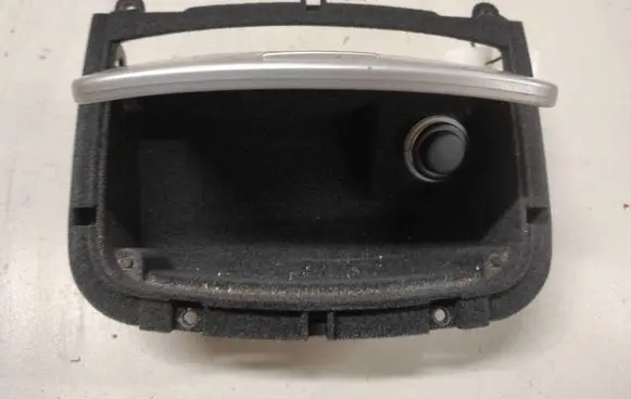 Renault Laguna III Ashtray (front) 969120002R 1000977 969170001R
