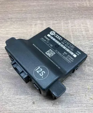 Volkswagen PASSAT B6 Gateway control module 3C0907530E