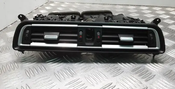Dash center air vent grill
