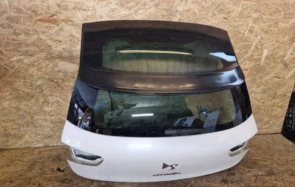 Tailgate/trunk/boot lid
