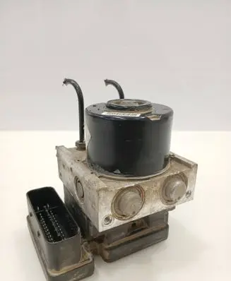 Ford Fiesta ABS Pump 8V512M110AD A426R 06210213174