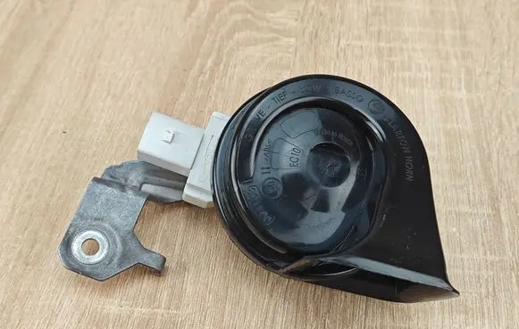 BMW 4 G22 G23 G24 G26 Horn signal 9466249