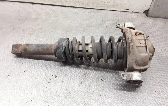 Volkswagen Touareg I Rear shock absorber with coil spring 