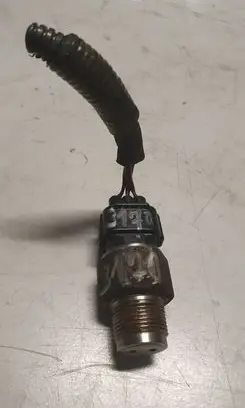 Fuel pressure sensor