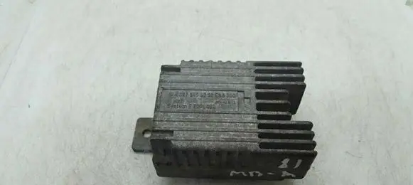 Mercedes-Benz E W210 Coolant fan relay A0275458032