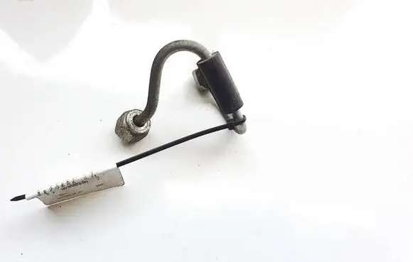 Nissan Qashqai+2 Fuel line pipe 