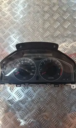 Volvo V70 Speedometer (instrument cluster) 31270899 31270899AA 69399270U