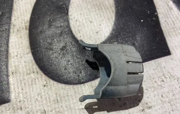 Mercedes-Benz E W210 Rear parking sensor holder (PDC) a2108850067 2108850067
