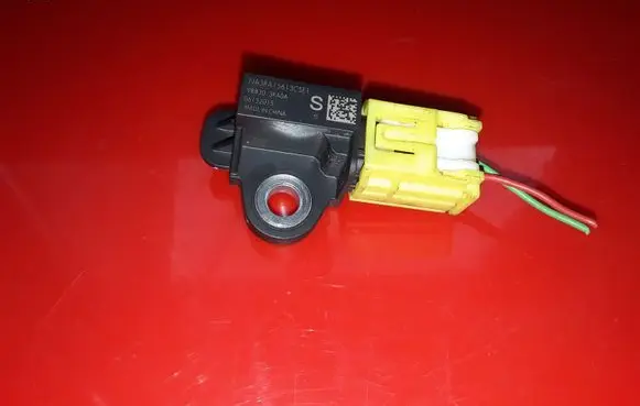 Nissan Qashqai Airbag deployment crash/impact sensor 988303RA0A 06132015