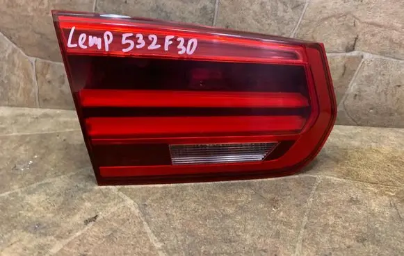 BMW 3 F30 F35 F31 Tailgate rear/tail lights 2SD012147
