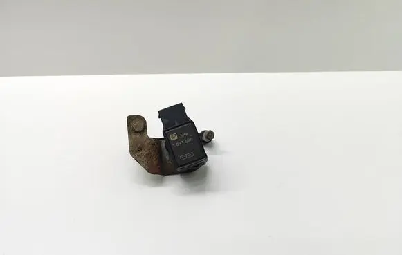 BMW 5 E60 E61 Rear air suspension level height sensor 6752797 675279701 37146752797