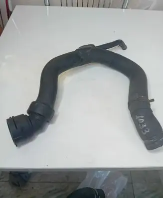 Audi A6 S6 C5 4B Engine coolant pipe/hose 4B0121101H