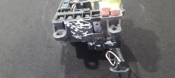 Mazda 323 F Fuse box set