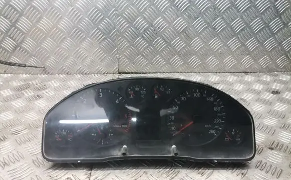 Audi A6 S6 C5 4B Speedometer (instrument cluster) 4b0919880g