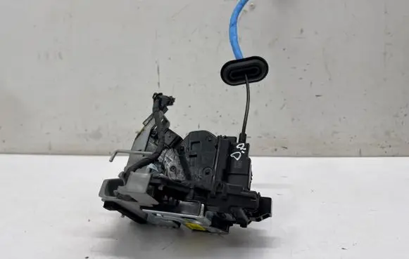 KIA Niro Front door lock 81320AT120