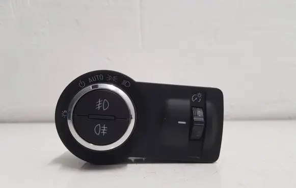 Opel Mokka Light switch 95297425