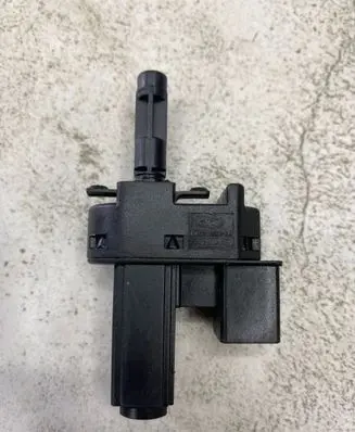 Ford C-MAX II Clutch pedal sensor 4M5T7C534AA