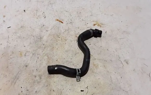 Volvo XC60 Engine coolant pipe/hose 32252516