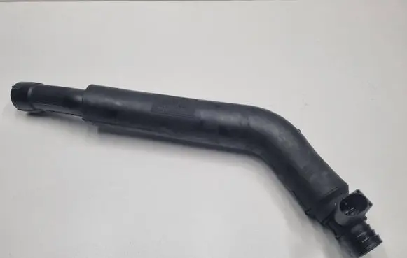 Mercedes-Benz Sprinter W907 W910 Breather/breather pipe/hose A6510100882 6510100882