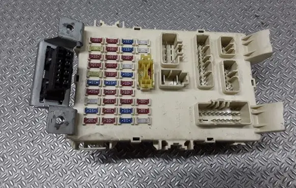 Hyundai i20 (PB PBT) Fuse module 919501J031