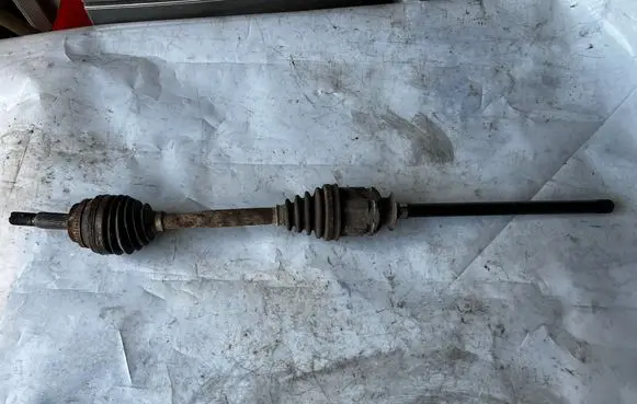 Toyota RAV 4 (XA20) Front driveshaft