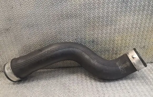 Mercedes-Benz CLK A209 C209 Intercooler hose/pipe 2095281082