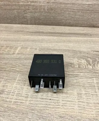 Audi A6 S6 C5 4B Window control relay 4B0955531D