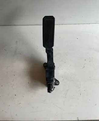 Toyota Auris 150 Accelerator throttle pedal 7811002010
