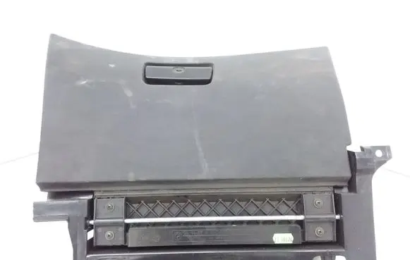 BMW 3 E46 Glove box set 8203822 8196111
