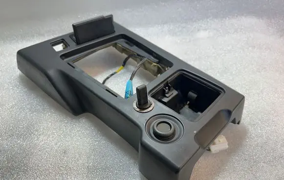 Mitsubishi Eclipse (D21A/D22A/D27A) Other center console (tunnel) element MB522056 MB52218 MB52056