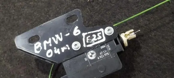 BMW 6 E63 E64 Central locking motor 67116923975 67.11-6923975