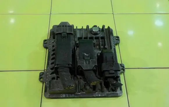 Opel Astra K Engine control unit/module 55503869