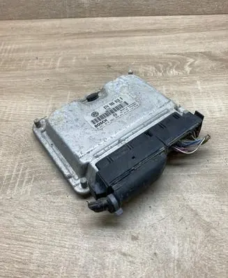 Volkswagen Transporter - Caravelle T4 Engine control unit/module ECU 074906018B 0281010084