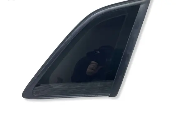 Audi A3 S3 8V Rear vent window glass 8V4845300A