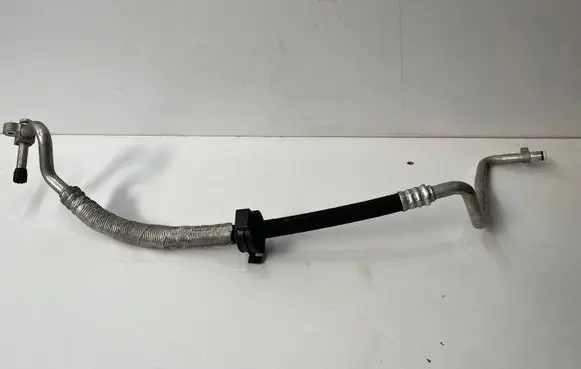 BMW Z4 E89 Air conditioning (A/C) pipe/hose 9224835