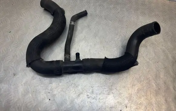 Nissan Qashqai Engine coolant pipe/hose