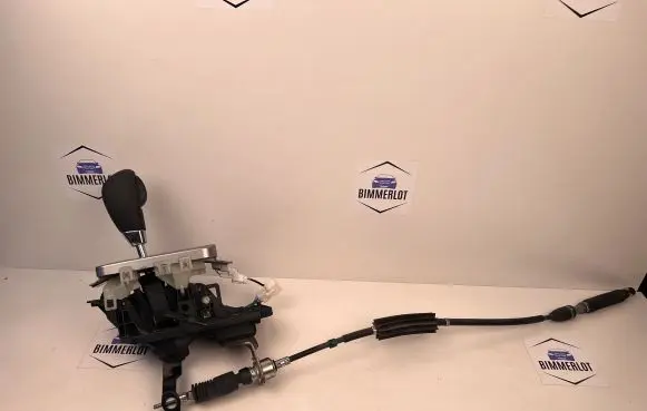 Subaru Forester SJ Gear shifter/selector 