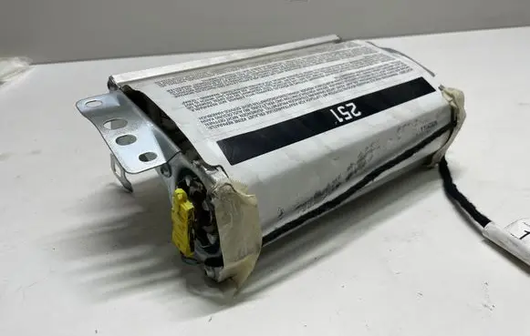 Mercedes-Benz R W251 Passenger airbag A2518600805