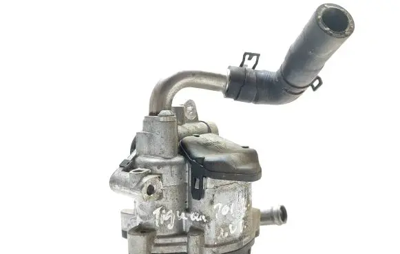 Volkswagen Tiguan EGR valve 04L131501R 01783 WA022011