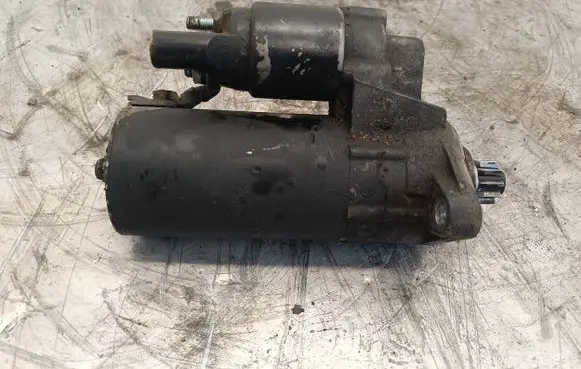 Volkswagen PASSAT B6 Starter motor