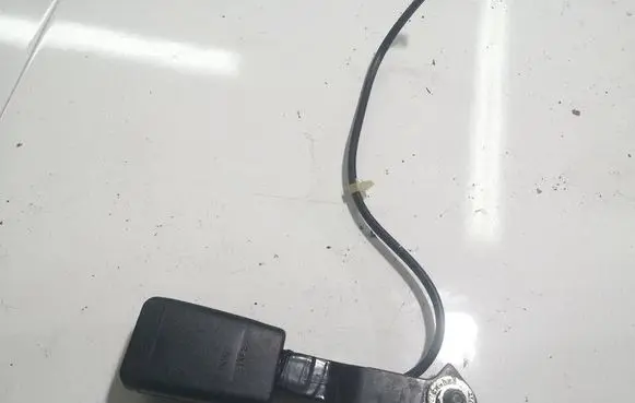 Mazda 6 Front seatbelt buckle 