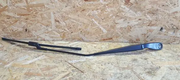Volvo V50 Windshield/front glass wiper blade 30699998