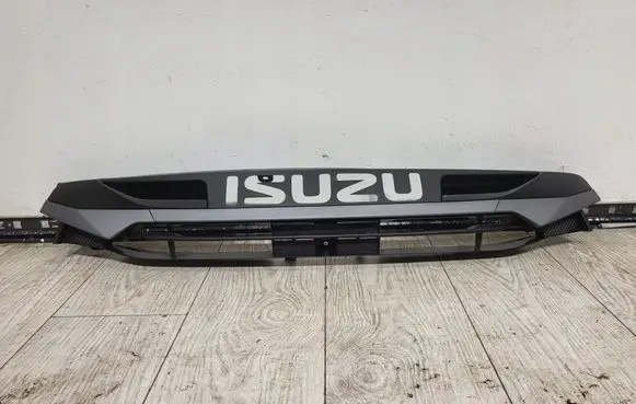 Isuzu D-Max Front bumper upper radiator grill 8974916364