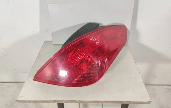 Rear/tail lights
