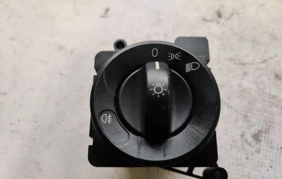 Volkswagen Crafter Light switch A9065450104 ZGS002