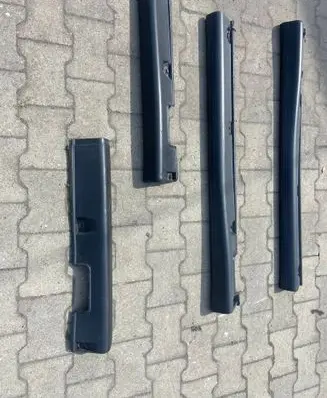 Subaru Impreza I Foot area side trim 