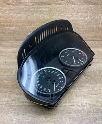 BMW 5 E60 E61 Speedometer (instrument cluster) 6958600 110080213