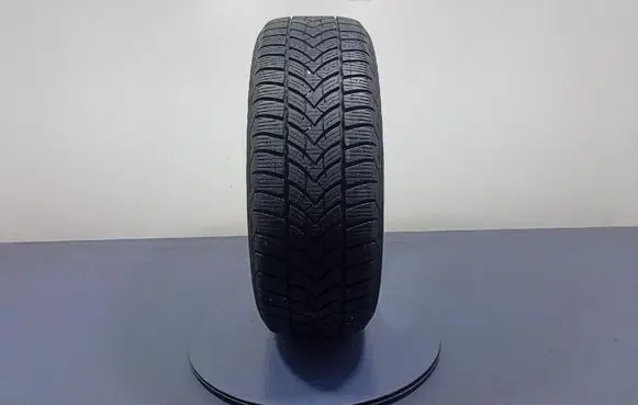 KIA Stonic R17 winter tire 4038526101099