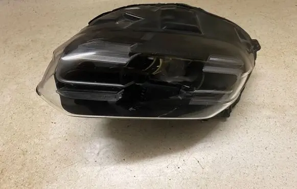 Porsche Taycan 9J1 Headlight/headlamp 9J1941031G 135700138179 1140E330005